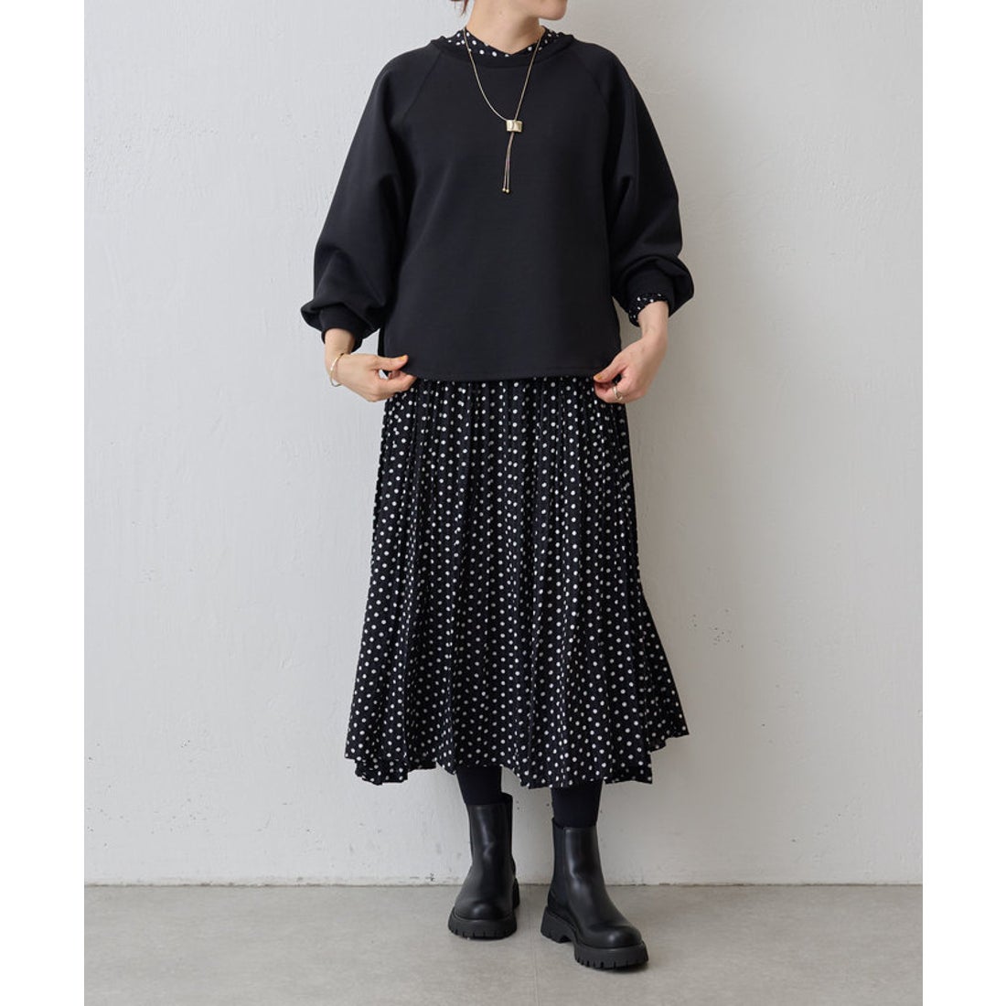 ビアズリー BEARDSLEY ドットギャザーワンピース （black 