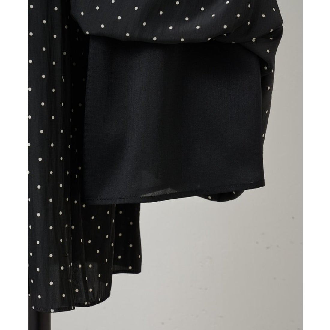 ビアズリー BEARDSLEY ドットシワシフォンギャザーPT （black