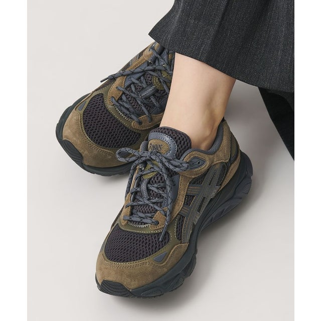 ＜asics＞GEL-NYC 2.0 スニーカー （OLIVE）