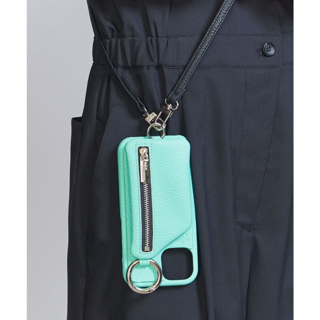 ajewイエロー ジッパー付き iPhone15ケース コイルストラップ ajew iPhoneケース iPhone15 イエローストラップ付き ajew⁄エジュー