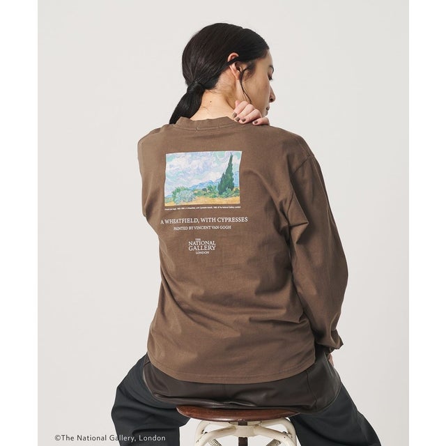 【別注】＜＋81BRANCA＞The National Gallery London グラフィック Tシャツ （DK.BROWN）