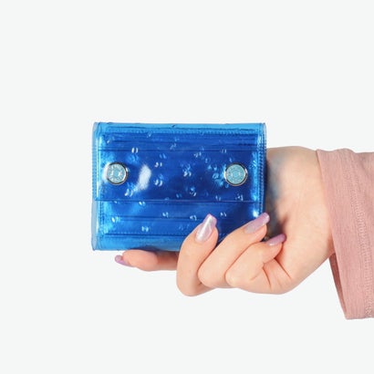 三つ折り財布 レディース ブランド かわいい 財布 ビニール 折り財布 カード ミニ コンパクト nothing to hide vinyl ostrich mini wallet 511991 （saxeblue）｜詳細画像