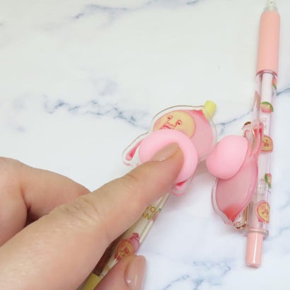 こびとづかん ボールペン おしりペン カクレモモジリ まえ 新入学 クーリア 新学期準備文具 キャラクター グッズ｜詳細画像