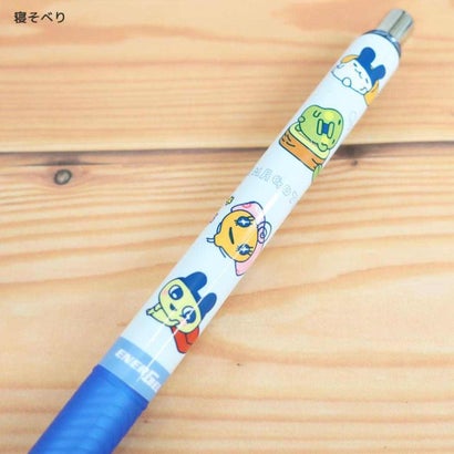 たまごっち ボールペン エナージェルボールペン 0.5mm 寝そべり バンダイ｜詳細画像