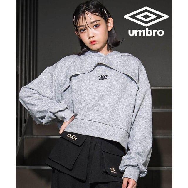 【umbro】切り替えショート丈フーディトレーナー(130~160cm) （グレー）