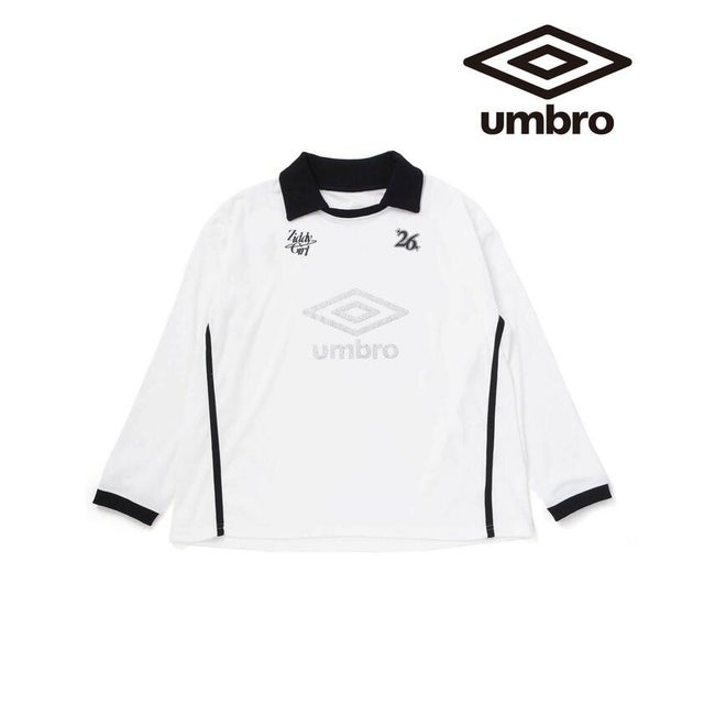 【umbro】ラインストーンロゴトレーナー(130~160cm) （オフホワイト）