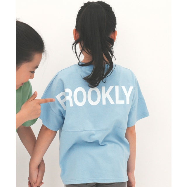 バックロゴTシャツ （Nくすみブルー地）
