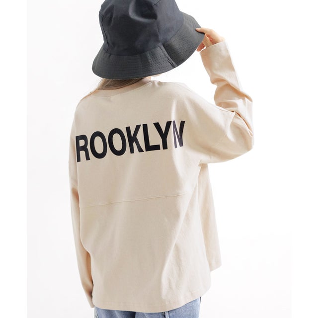 バックロゴTシャツ （グレージュ地）