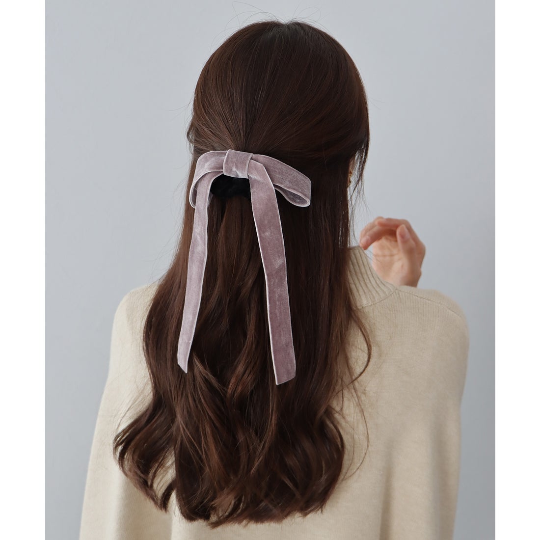 確認用 ベロア玉のヘアコーム（グレー）｜ファッション