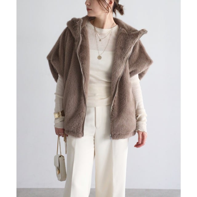 フェイクファーフレンチスリーブベスト （GRAY-BEIGE）