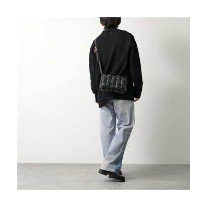 BOTTEGA VENETA ショルダーバッグ 591970 VCQR1 パデッド （9143/CHALK-GOLD）｜詳細画像