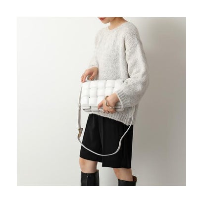 BOTTEGA VENETA ショルダーバッグ 591970 VCQR1 パデッド （9143/CHALK-GOLD）｜詳細画像