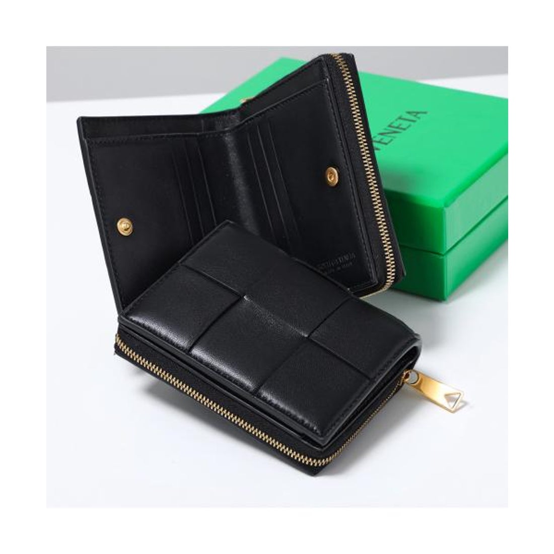 ボッテガヴェネタ BOTTEGA VENETA BOTTEGA VENETA 二つ折り財布 750253