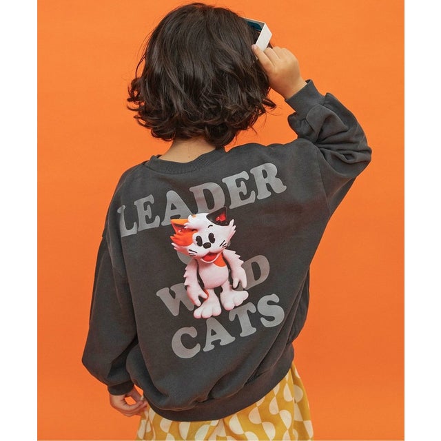 BREEZY CATS バックロゴ転写トレーナー （チャコール）