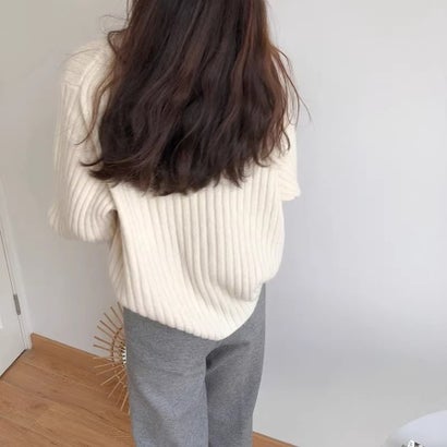 ベストストア Beststore 【全5色】こなれ感たっぷり ルーズシルエット Vネック ワイドリブ ニット セーター 秋冬 （WH）｜詳細画像