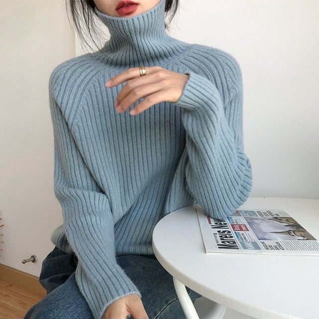 【全10色】ふんわり暖か リブ編みタートルネックニットトップス ラグランスリーブ ゆったりシルエット 厚手 暖か セーター 秋冬 （ブルー）