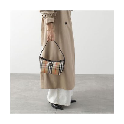 BURBERRY ショルダーバッグ LS HIGHLANDS BAGUETTE （81122781/SAND-ベージュ他）｜詳細画像