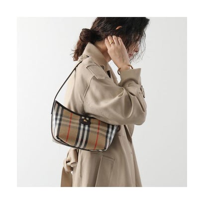BURBERRY ショルダーバッグ LS HIGHLANDS BAGUETTE （81122781/SAND-ベージュ他）｜詳細画像