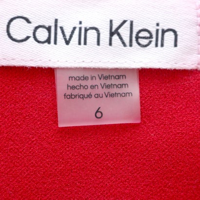 カルバン クライン Calvin Klein ☆ケープノースリーブワンピース （レッド）｜詳細画像