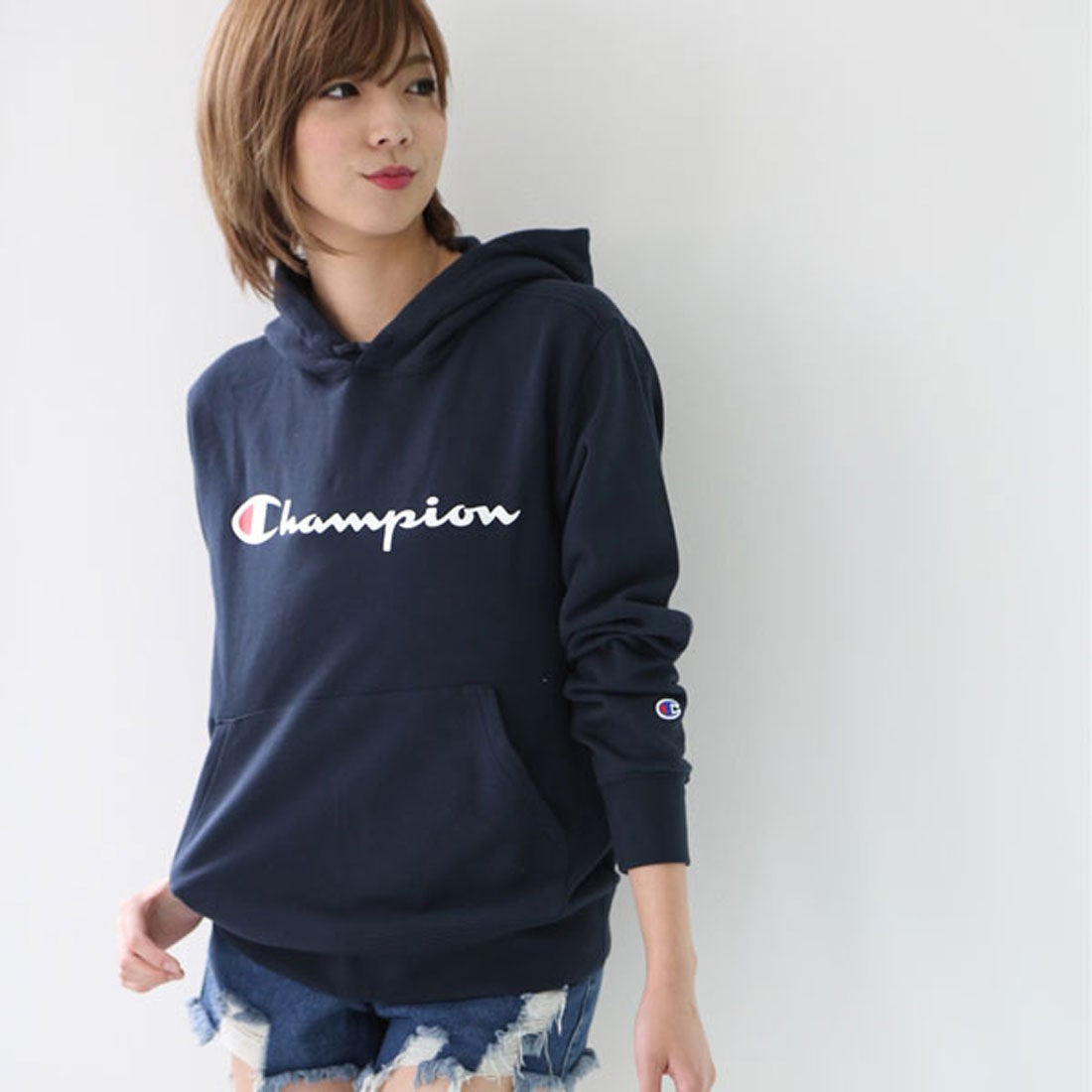 チャンピオン Champion パーカー レディース 新品未使用 - パーカー