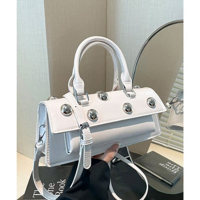 スタッズフラップ ロングショルダーバッグ cula1644 （ブラック）｜詳細画像