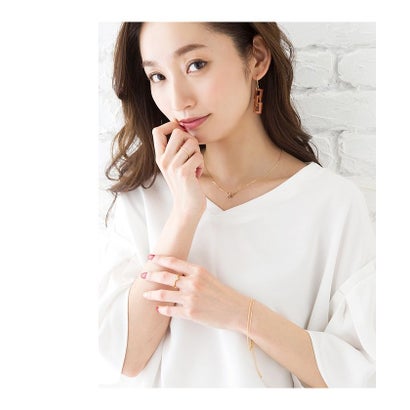 華奢なラインが女性らしい『ダブルチェーンブレスレット』 （シルバー）｜詳細画像