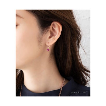 クリームドット Cream dot. ラグジュアリーな輝きを放つ、誕生月カラーフックピアス （シルバー）｜詳細画像