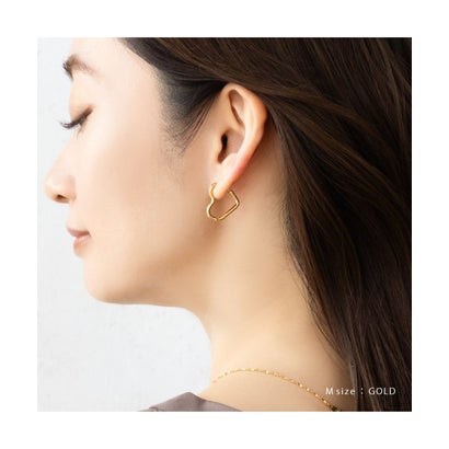 選べる2size♪ミニマルハートのステンレス製フープピアス （ゴールド）｜詳細画像