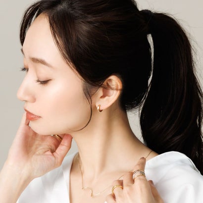 凛としたヘキサゴン型キャッチレスフープピアス （ピアス：シルバー）｜詳細画像