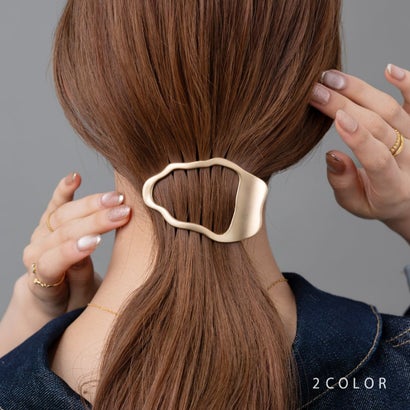 “もたれられる”ぺたんこ上品メタルのヘアクリップ （ワンサイズ：ゴールド）｜詳細画像