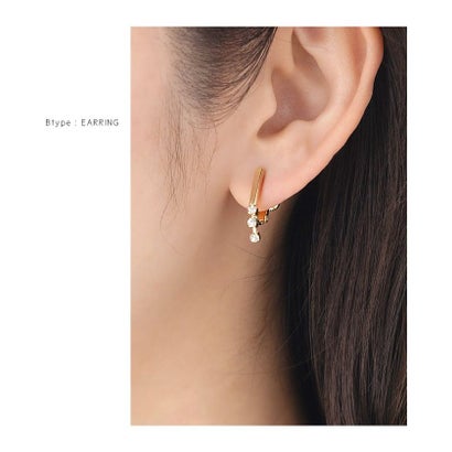 クリームドット Cream dot. レンヅメビジューが目を惹くメタルバーイヤリング/ピアス （A：ゴールド）｜詳細画像
