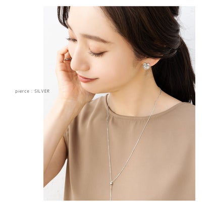 クリームドット Cream dot. 煌めくビジュー×透かしフラワーイヤリング/ピアス （ピアス：シルバー）｜詳細画像