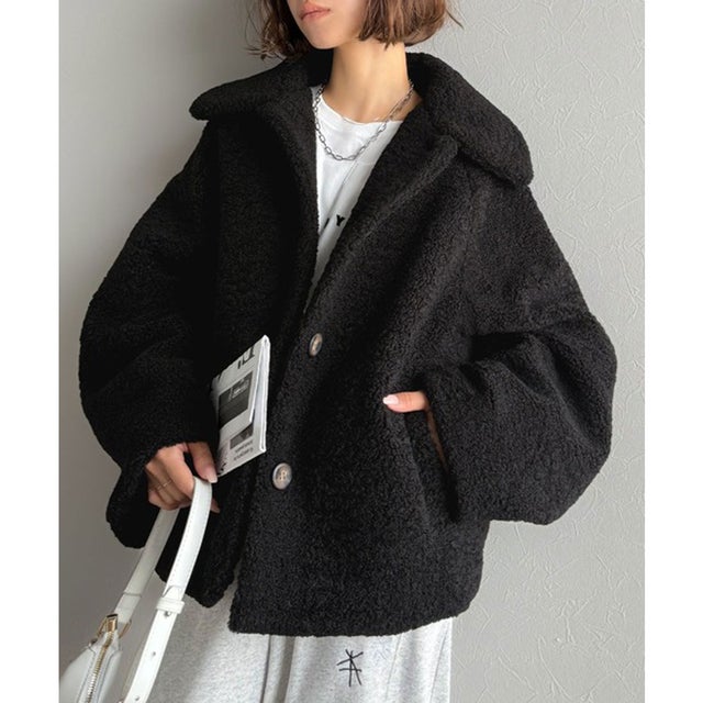 モコっとかわいく、冬支度♪ふんわり軽やか×暖かみたっぷり！コクーンシルエットテディベアボアブルゾン （ブラック）