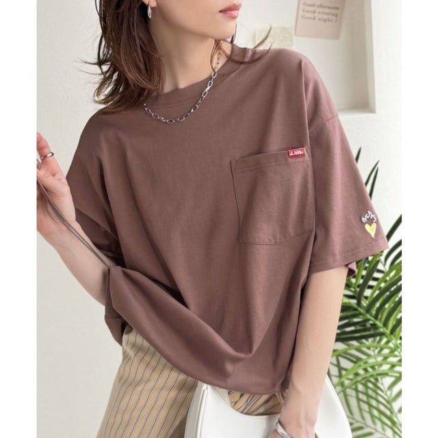 《JaVaジャバコラボ》男女お揃い！バックプリントで差♪裾スピンドルフロッキーバックプリントビッグT （ブラウン）