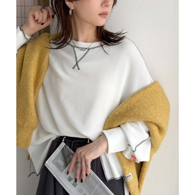 《JaVaジャバ 別注》シンプルなのに格上げ。2way配色ワッフルロンTee （オフホワイト）