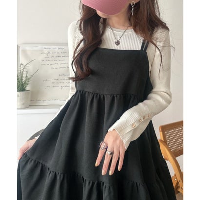 リボンで後ろ姿までふわり華やぐ。リボンデザインベロアツイルティアードキャミワンピース （チャコール）｜詳細画像