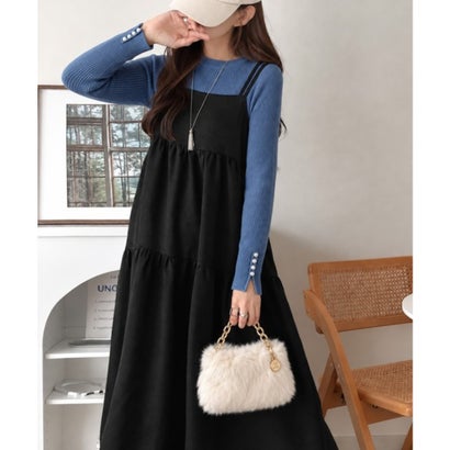 リボンで後ろ姿までふわり華やぐ。リボンデザインベロアツイルティアードキャミワンピース （ブラック）｜詳細画像