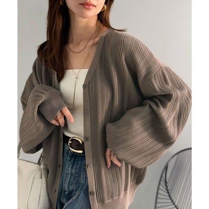 クラシカルエルフ Classical Elf 今日はどっち？前でも後ろでも着こなし2倍。前後2wayランダムタックニットカーディガン （グリーン）｜詳細画像