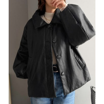 レザーが可愛く着られる！大人可愛い丸みシルエット♪フェイクレザー中綿入ステンカラーショートジャケット （ブラック）｜詳細画像