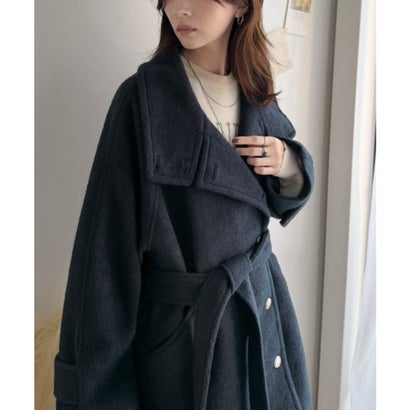 冬の「可愛い」はこれ！ニードルボア素材 襟2Wayゴールドボタン使いベルト付きAラインミドルコート （ネイビー）｜詳細画像