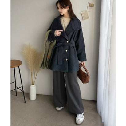 冬の「可愛い」はこれ！ニードルボア素材 襟2Wayゴールドボタン使いベルト付きAラインミドルコート （ネイビー）｜詳細画像