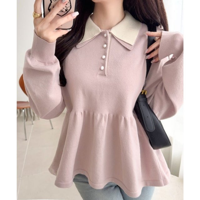 【mily bilet】衿ときめき、裾華やぐ。パール調ボタン配色ダブルカラーペプラムニット（長袖） （ピンク）