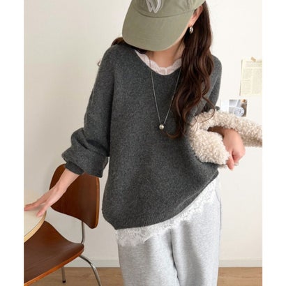 【mily bilet】着るだけで垢抜ける大人フェミニン。レースドッキングふわもちニット （チャコール）｜詳細画像
