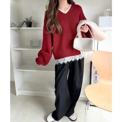 【mily bilet】着るだけで垢抜ける大人フェミニン。レースドッキングふわもちニット （レッド）｜詳細画像