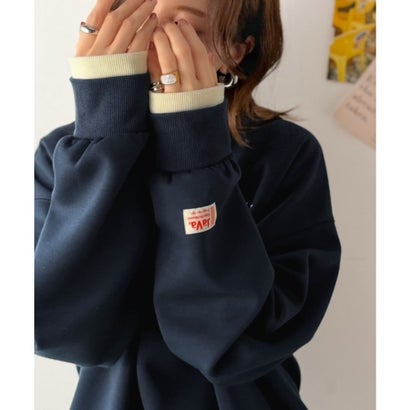 《JaVaジャバコラボ》配色がアクセント。一枚でスタイリング決まる、サガラ刺繍ダンボールプルオーバー （ネイビー）｜詳細画像