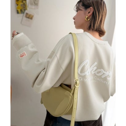 《JaVaジャバコラボ》配色がアクセント。一枚でスタイリング決まる、サガラ刺繍ダンボールプルオーバー （グレージュ）｜詳細画像