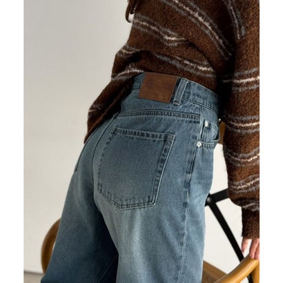 「なんか痩せた？」を引き出す！見違えるシルエット。セミフレアバギーデニムパンツ （ブルー）｜詳細画像