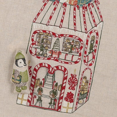 【正規取扱店】Pillows case 30x40 North Pole Toy Workshop w/p （North Pole Toy Workshop）｜詳細画像