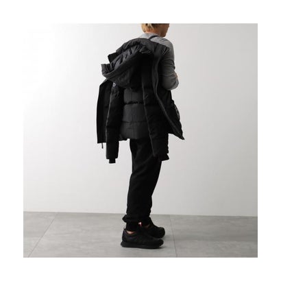 CANADA GOOSE ダウンジャケット Wyndham Parka 2048MB （9061/Black-Noir/ブラック）｜詳細画像