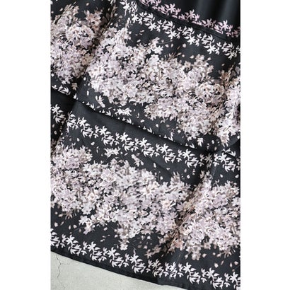 （黒）夜桜ロングワンピース（紐ベルト付き） （ブラック）｜詳細画像